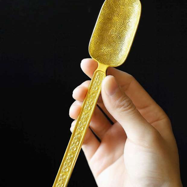 معلقة جاروف جولد كبير 34/70