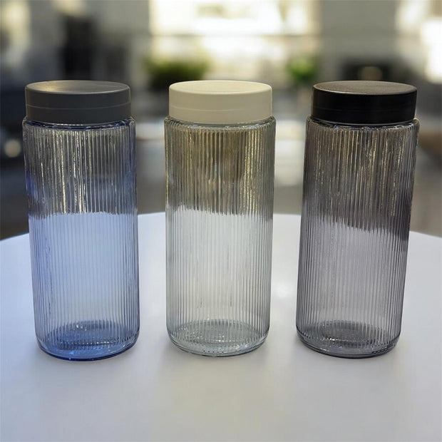 برطمان زجاج مضلع الوان غطاء بلاستيك 1500مل 2052