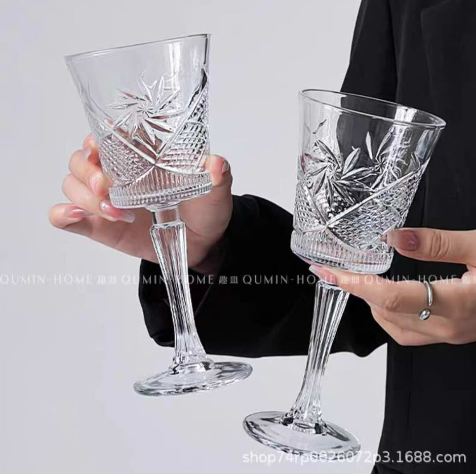 Set of 6 engraved clear glasses