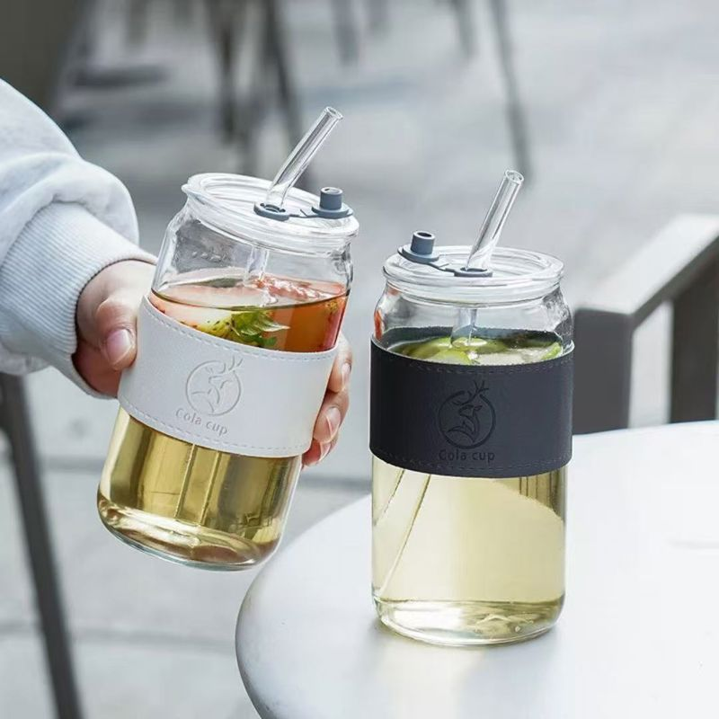 مج زجاج بالشاليموة مع ماسك جلد