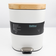 باث لوكس سلة مهملات 65 لتر ابيض بغطاء بامبو موديل RA1-68 BATHLUX