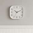 ساعة حائط مربعة ابيض