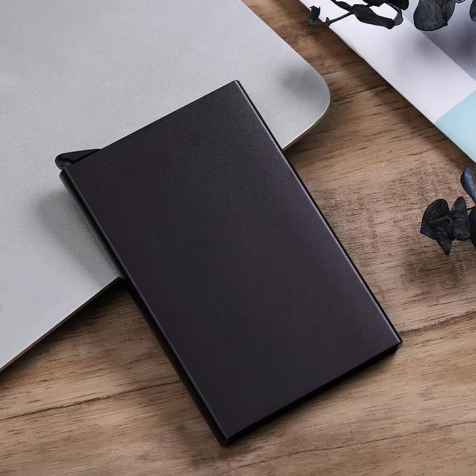 Aluminum Smart Card Holder for Men and Women, 6-Card Capacity
