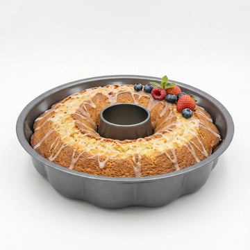 Home Large round cake pan