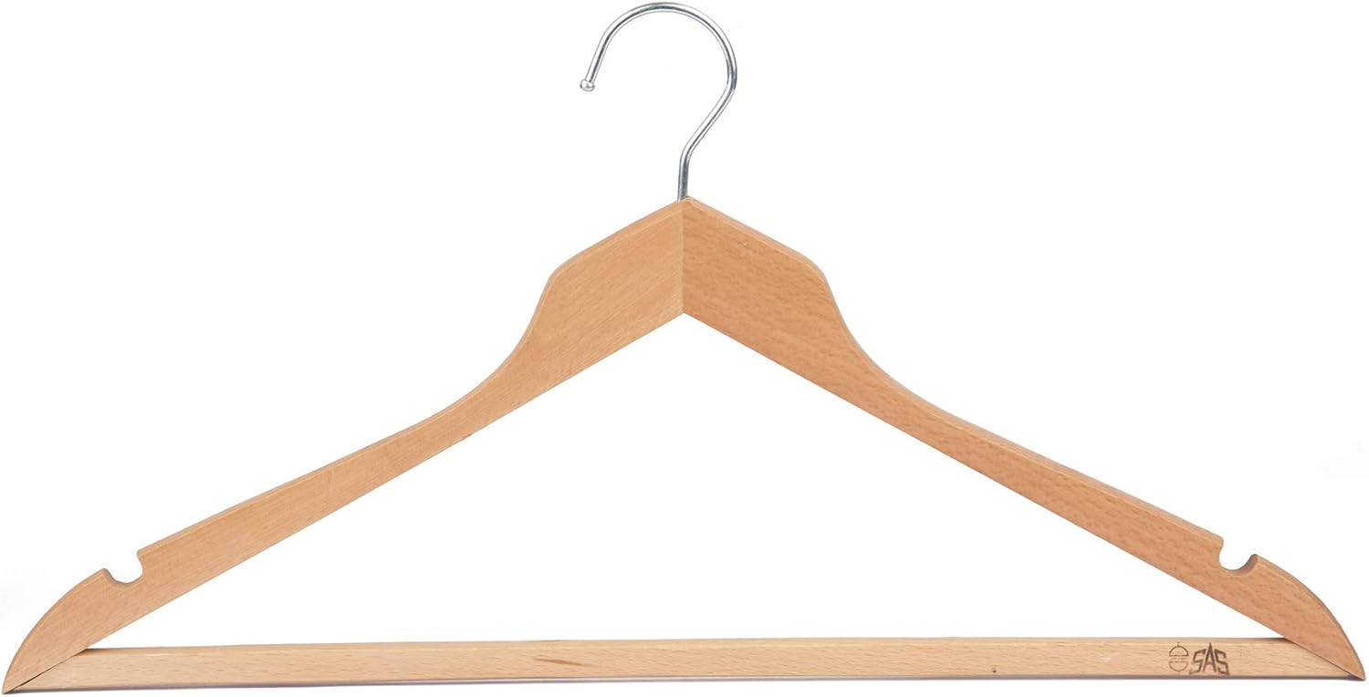 ساس شماعة خشب محجبة